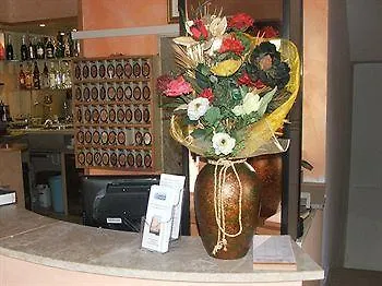 格雷奇安纳酒店 酒店 2*