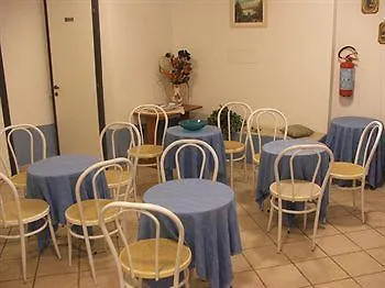 格雷奇安纳酒店 酒店 2*