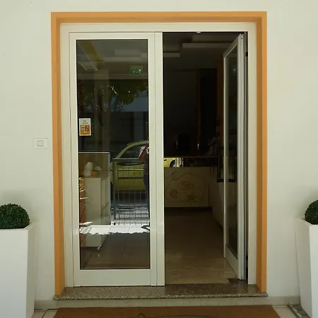 Отель Graziana Риччоне